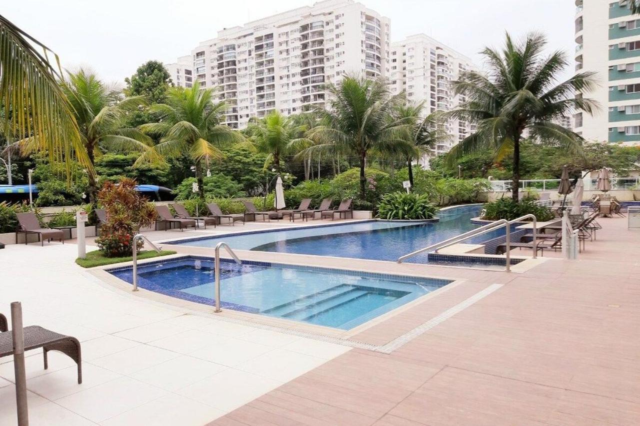 Localizacao Na Barra Da Tijuca- Com Ar, Wifi, Microondas Apartamento *