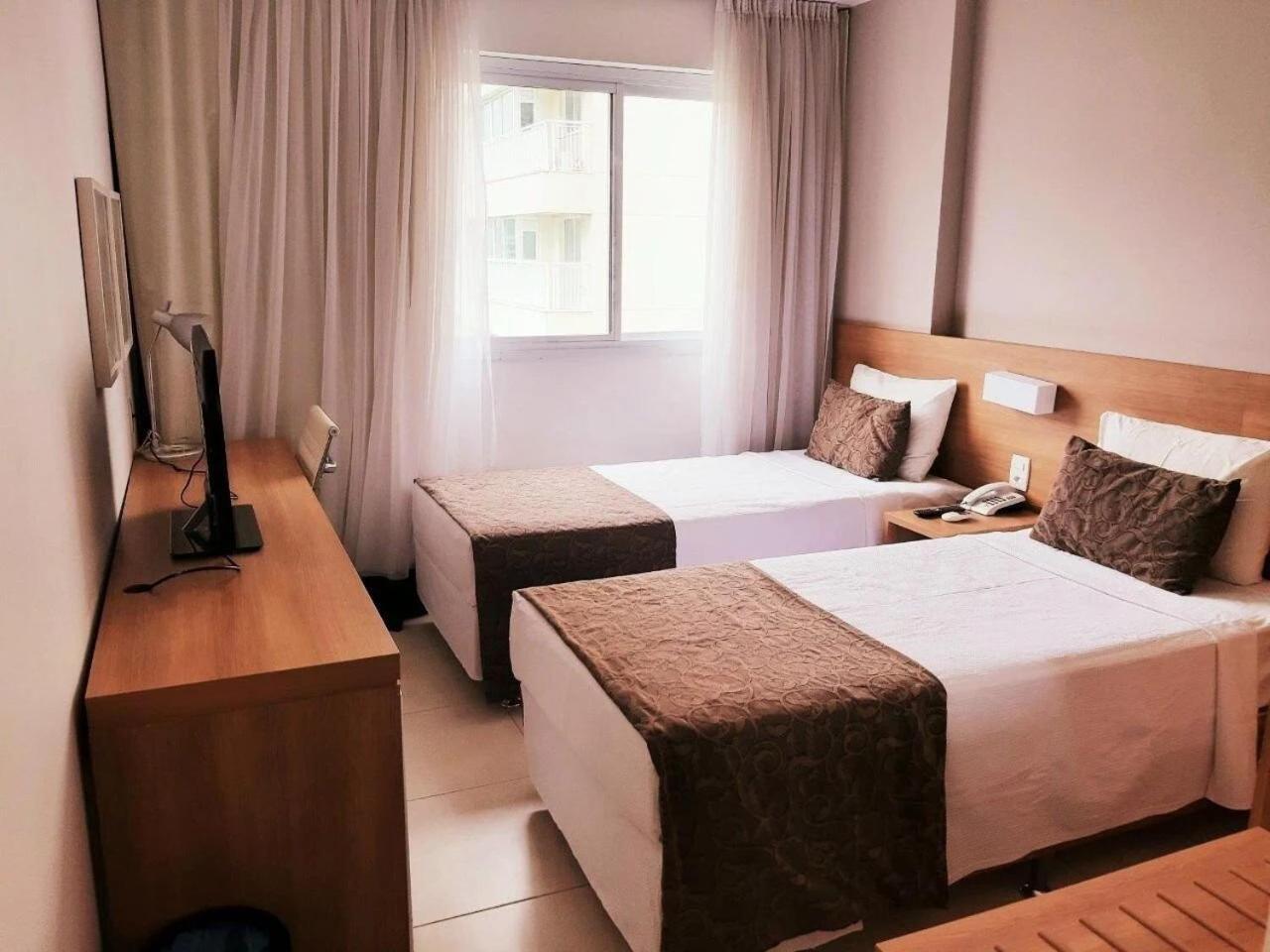 Localizacao Na Barra Da Tijuca- Com Ar, Wifi, Microondas *